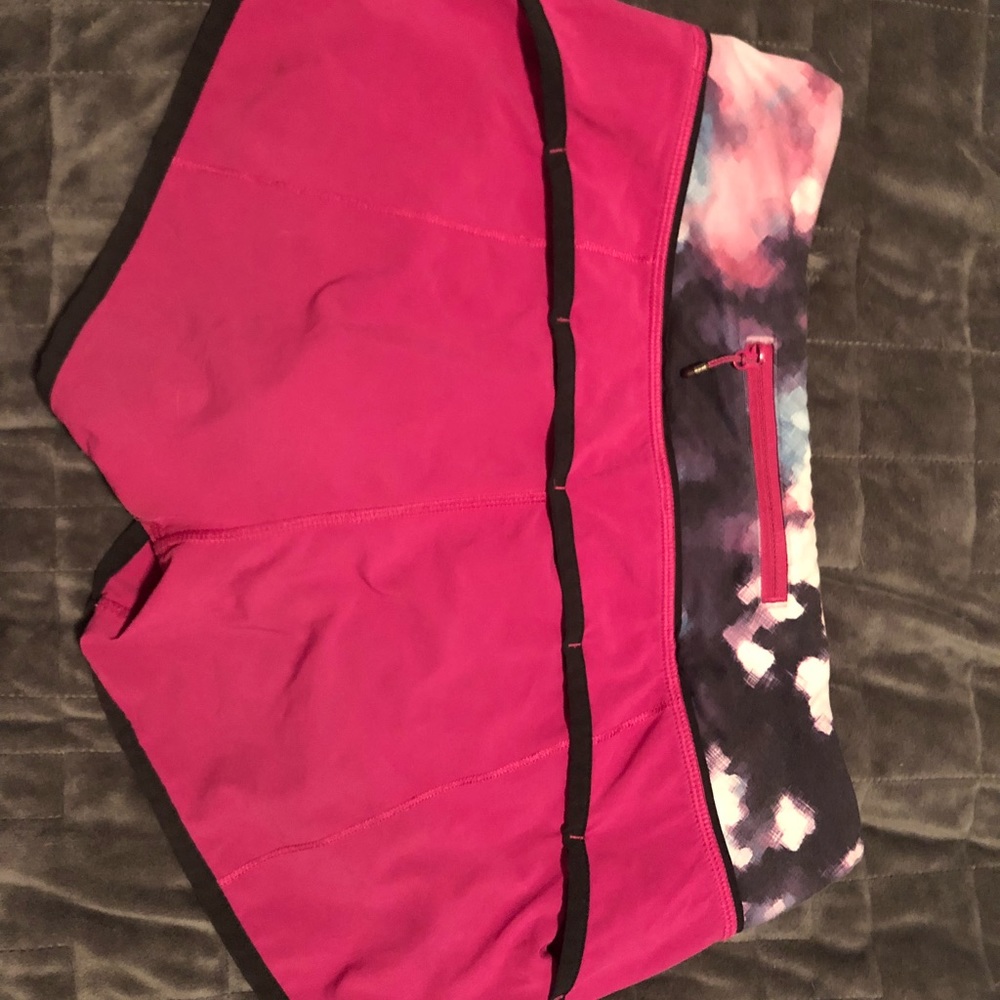 LULULEMON SHORTS💕
